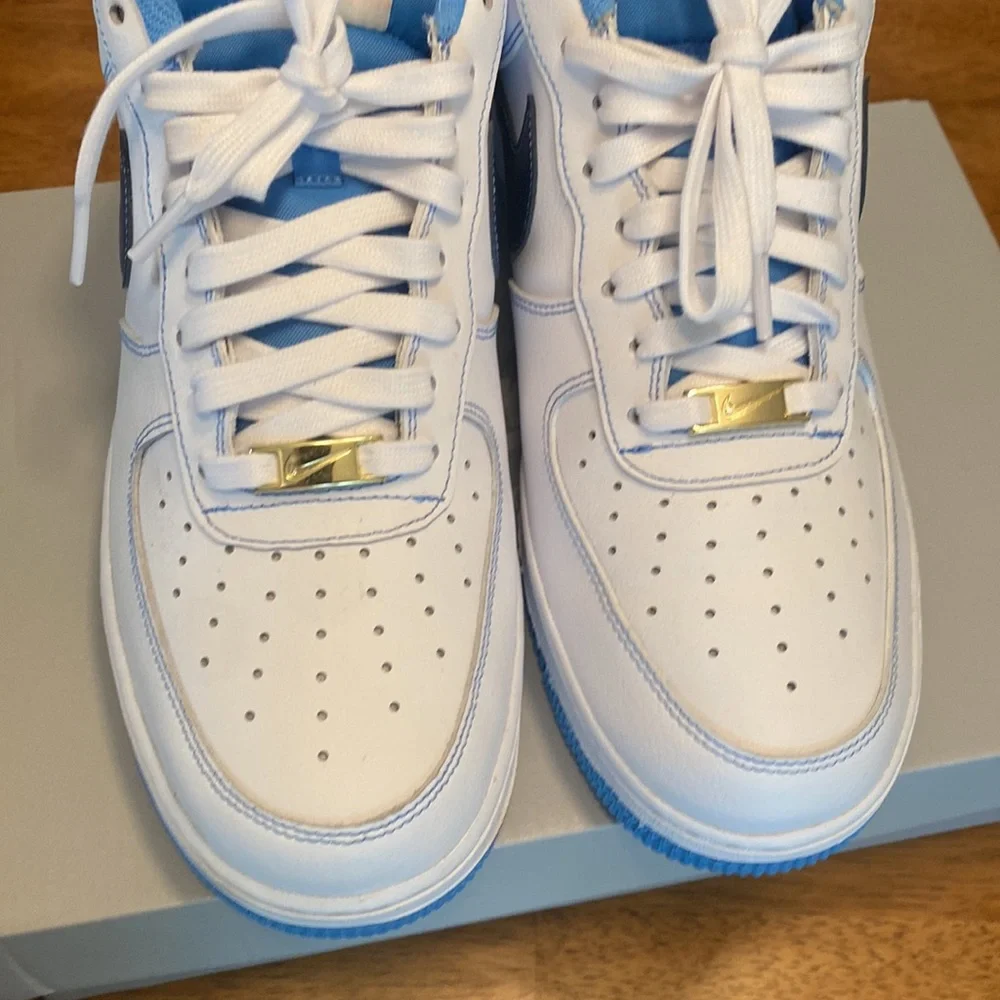 Air Force 1 (price FIRM) - Picture 2 of 6